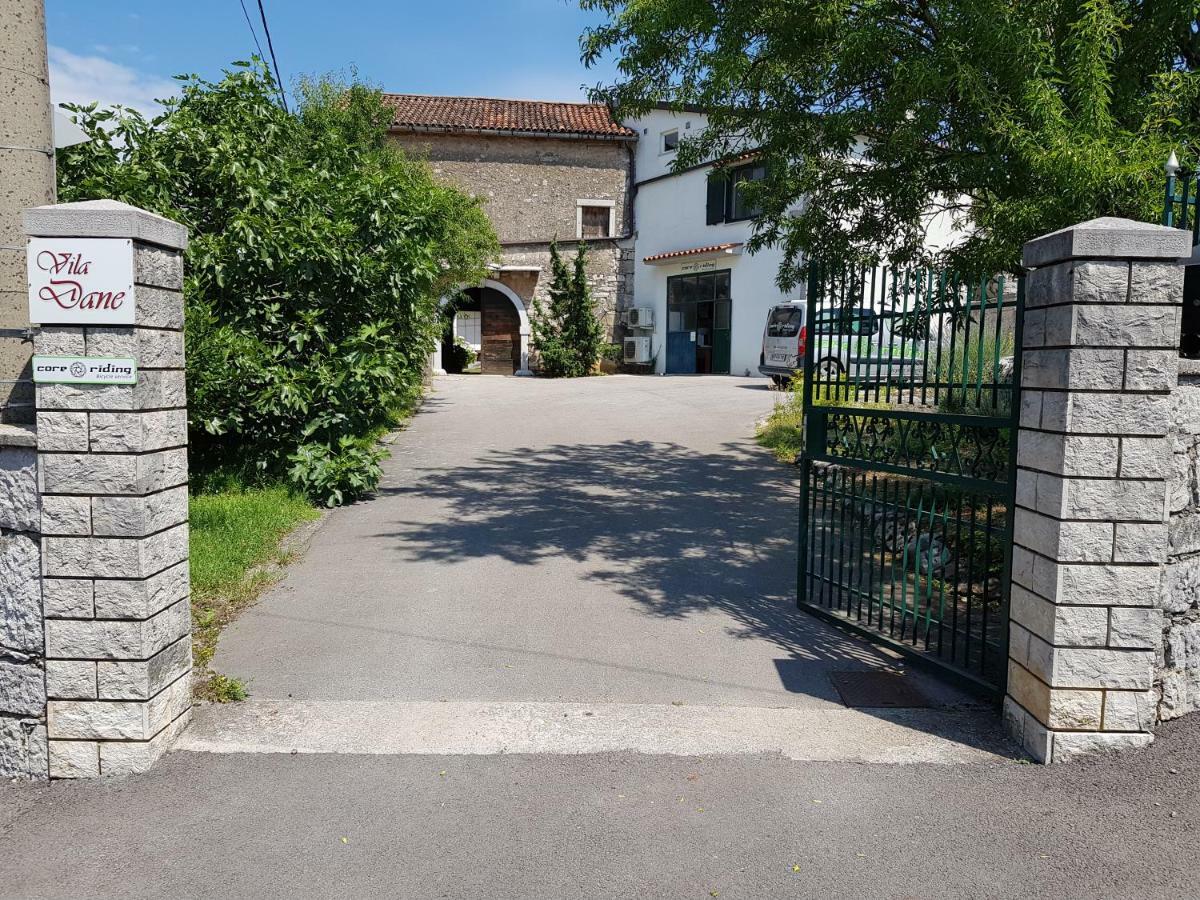 Vila Dane Sežana Kültér fotó